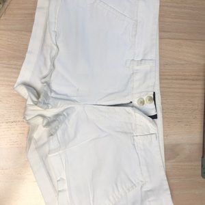 American Eagle white shorts